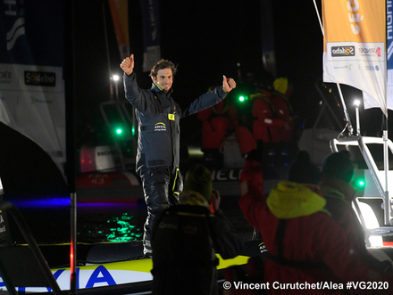 Arrivée de Charlie Dalin