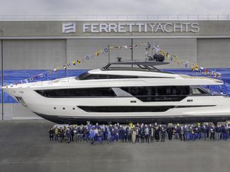 Lancement du Ferretti Yachts 1000 : le plus...