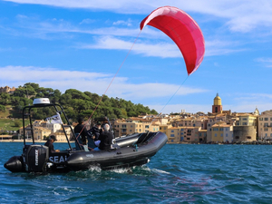 Rencontre avec Yves Parlier, navigateur reconverti dans les ailes de kite