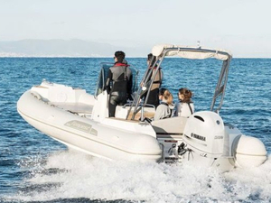 Nouveau style pour les moteurs hord-bord Yamaha Fortes puissances de 150 ch et 200 ch