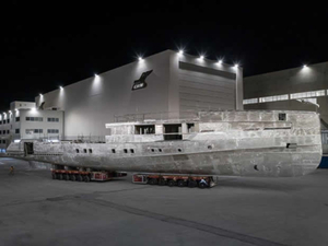 Le mégayacht sur mesure CRN M/Y 142 prend forme