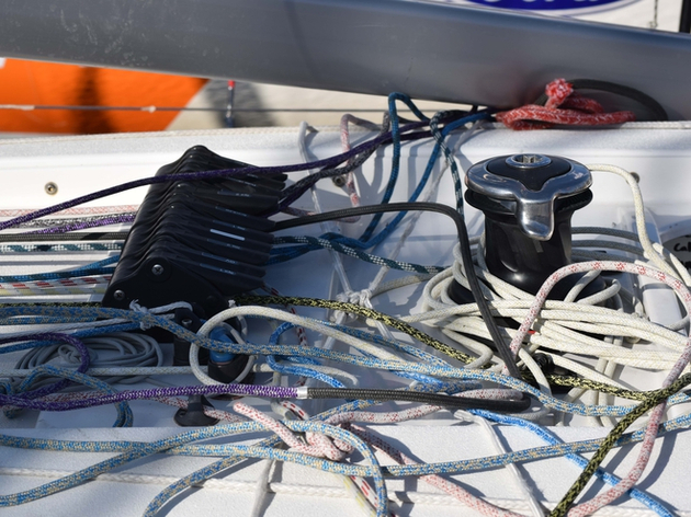 Cordages sur un bateau de régate Nautisme Article