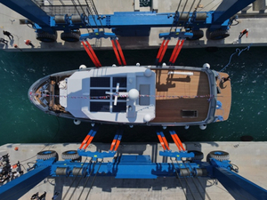  Le yacht d'exploration de Bering, le B77, a été lancé à Antalya, en Turquie
