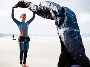 Anaïs Mai Desjardins (kitesurfeuse) en piste pour Paris 2024 !