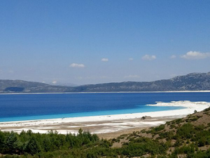 Turquie : un lac unique au monde menacé par sa popularité