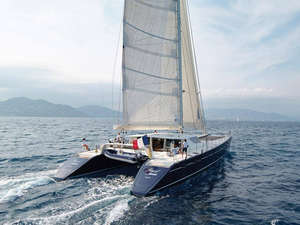 Occasion : cinq catamarans exceptionnels à vendre !