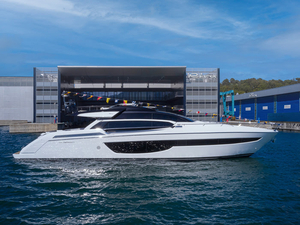 Le Riva 76' Perseo Super lancé à La Spezia : super innovant et super sportif!