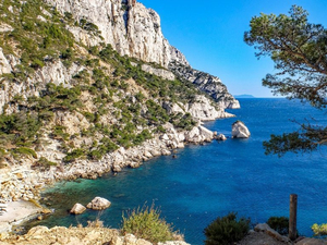 Méditerranée: moins de contaminants chimiques sur les côtes françaises, mais de nouveaux défis