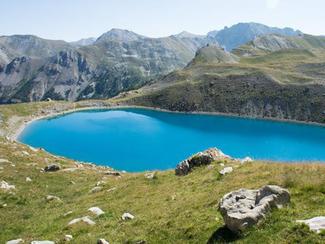 Top 5 des lacs français les plus paradisiaques 