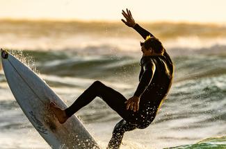 5 conseils pour bien débuter en surf