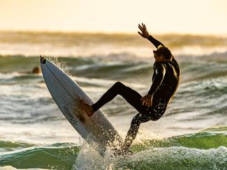 5 conseils pour bien débuter en surf