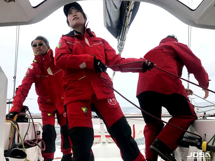 Hiroshi Kitada et Arisa Moriya à bord du Class40 Kiho  Hiroshi Kitada et Arisa Moriya à bord du Class40 Kiho