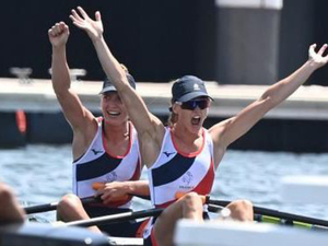 JO-2020: Bové et Tarantola, la médaille qui fait revivre l'aviron féminin français