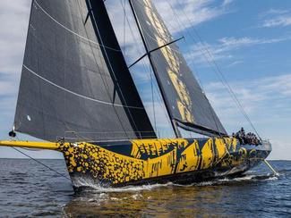 Le ClubSwan 125 Skorpios remporte les honneurs...