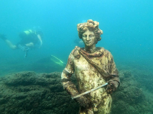 Près de Naples, plongée sous-marine dans les villas de riches Romains