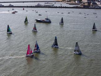 Top départ de La Solitaire du Figaro, au large...