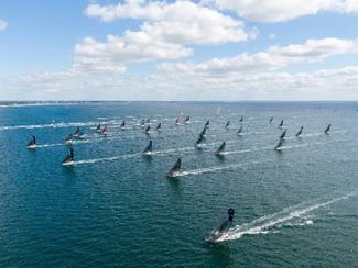 Solitaire du Figaro : départ spectaculaire...