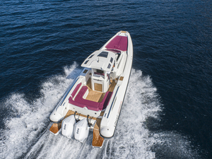 Lomac : les GranTurismo 11.0 et 12.5 Cruiser en avant-première à Cannes