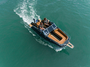 Le nouveau Magonis Wave e-550 fait ses débuts au salon nautique de Barcelone