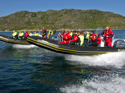 Si vous êtes accros aux sensations fortes, optez pour une sortie en semi-rigide !