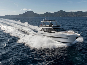 Boot Düsselforf 2022 : le Squadron 68 de Fairline Yachts revisité