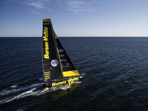 TRANSAT JACQUES VABRE : Démâtage de l'IMOCA Bureau Vallée