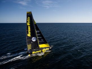 Transat Jacques Vabre : l'IMOCA Bureau Vallée...