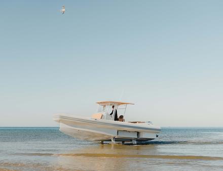 Un nouveau design tout en nuance de blanc et de sable... Nautisme Article