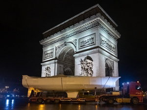 Les premiers bateaux arrivent à Paris : J-8 avant l'ouverture du salon nautique