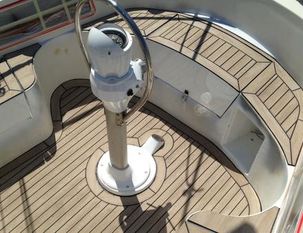 Cockpit après Flexiteek Nautisme Article