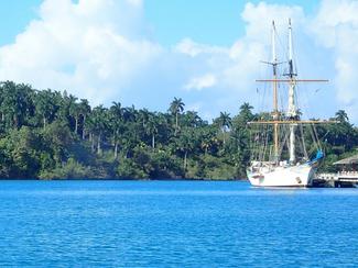 Toutes voiles dehors : une grande croisière en...