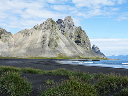 L'Islande reste ouverte aux non vaccinés sur présentation d'un test négatif, avec quarantaine. L'Islande reste ouverte aux non vaccinés sur présentation d'un test négatif, avec quarantaine.