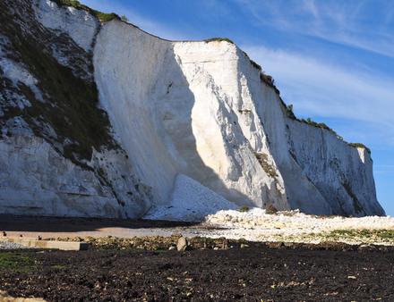 Un passage au nord de Ramsgate offre une vue imprenable sur les falaises blanches de Douvres. Nautisme Article