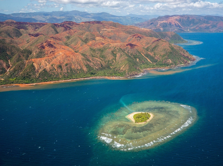 Grande Terre (Nouvelle-Calédonie) Grande Terre (Nouvelle-Calédonie)