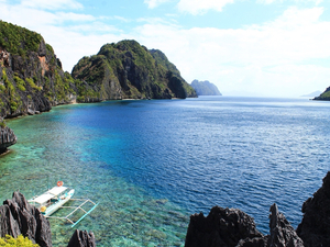 Les Philippines vont rouvrir les frontières aux touristes vaccinés