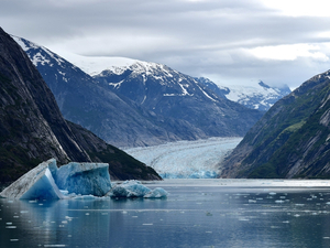 Les glaciers recèlent moins d'eau qu'estimé, selon une étude