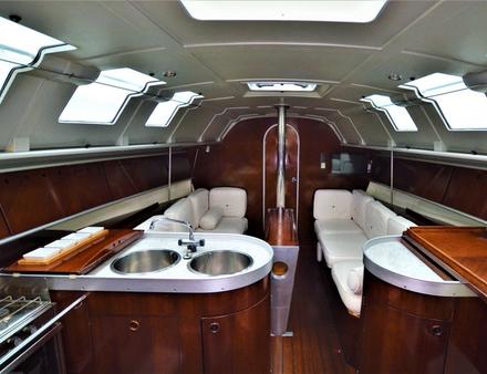 Bénéteau First 35S5 par Philippe Starck Nautisme Article