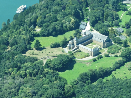 La nouvelle abbaye bénédictine a refait de Landévennec un lieu de retraite et de prière  La nouvelle abbaye bénédictine a refait de Landévennec un lieu de retraite et de prière