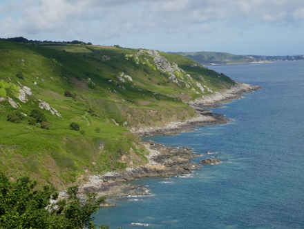Entre Cherbourg et le cap de la Hague, le Cotentin offre un littoral encore sauvage Entre Cherbourg et le cap de la Hague, le Cotentin offre un littoral encore sauvage