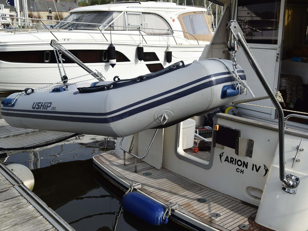 Positionner l'annexe et régler les bossoirs Nautisme Article
