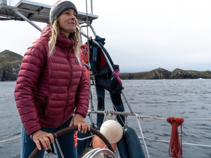 Lighthouse for good : l'association Maewan s'associe à la kiteuse Fabienne d'Ortoli pour une expédition finistérienne