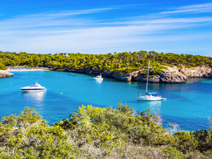 Découvrir les Baléares par la mer : quand partir ?