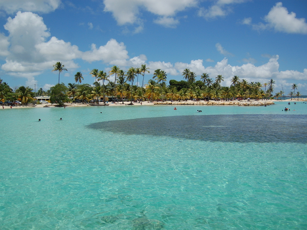 Plage de Sainte-Anne, Guadeloupe Nautisme Article