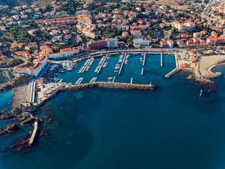 Quels sont les plages et les ports les plus...