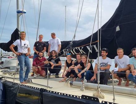 Marie Tabarly à la barre de Pen Duick VI Nautisme Article