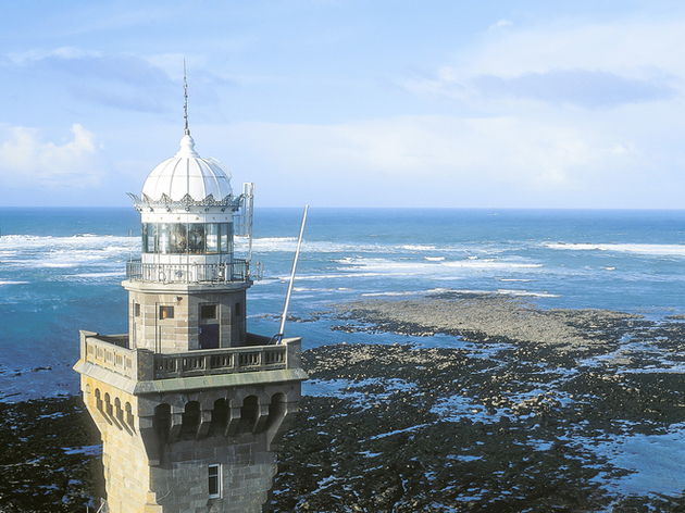 Vue aérienne du phare d'Eckmühl Nautisme Article