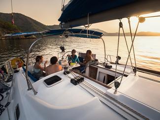 En mer, il faut savoir se mettre à table