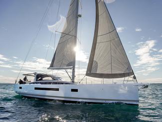 Nouvelle collaboration entre Jeanneau Yachts...