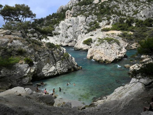 A Marseille, le pass obligatoire pour accéder à une crique fait aussi des heureux