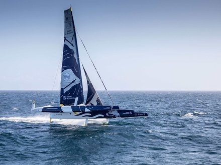 Maxi Edmond de Rothschild - skipper Charles Caudrelier